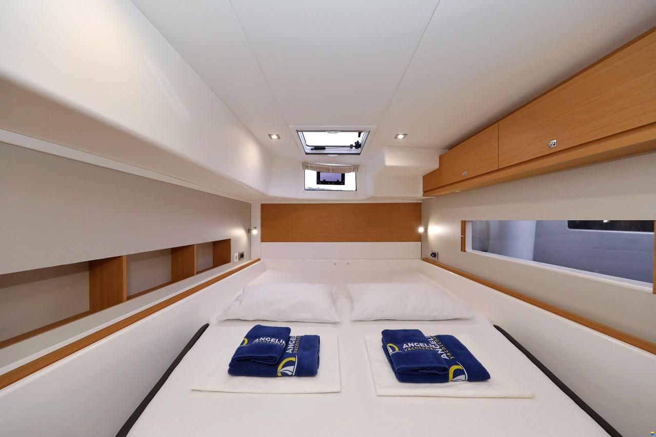 Dufour Catamarans 48