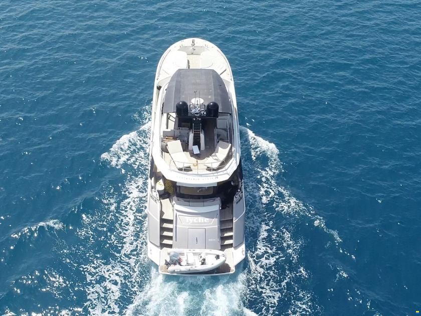 Monte Carlo Yachts MCY76