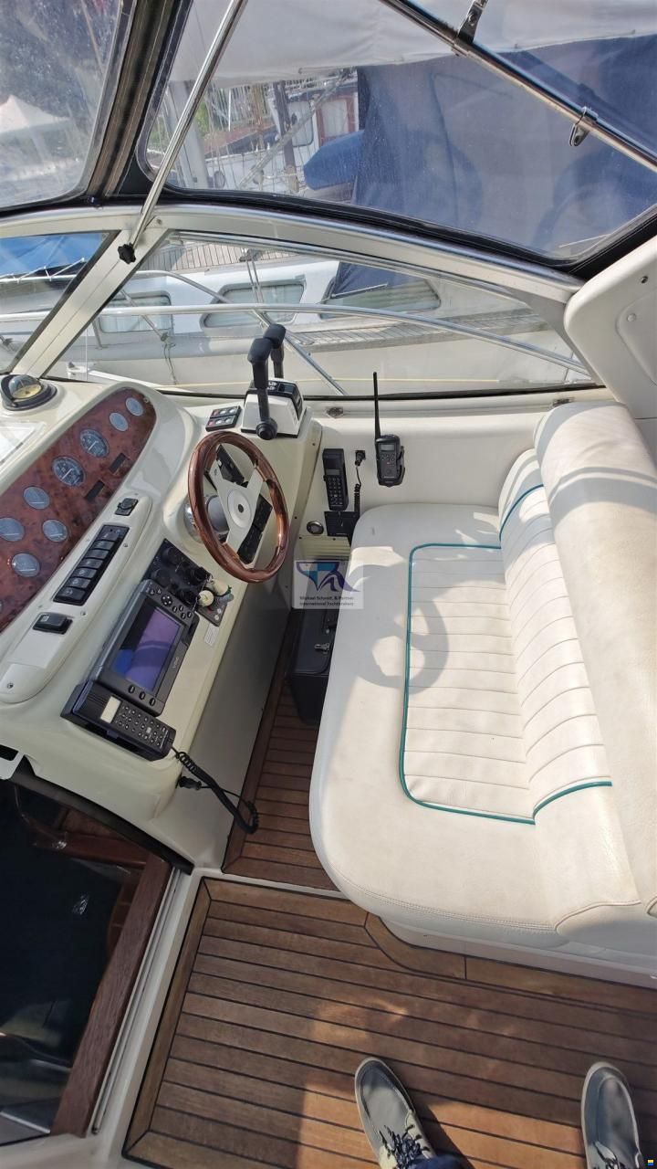 Sealine S 28