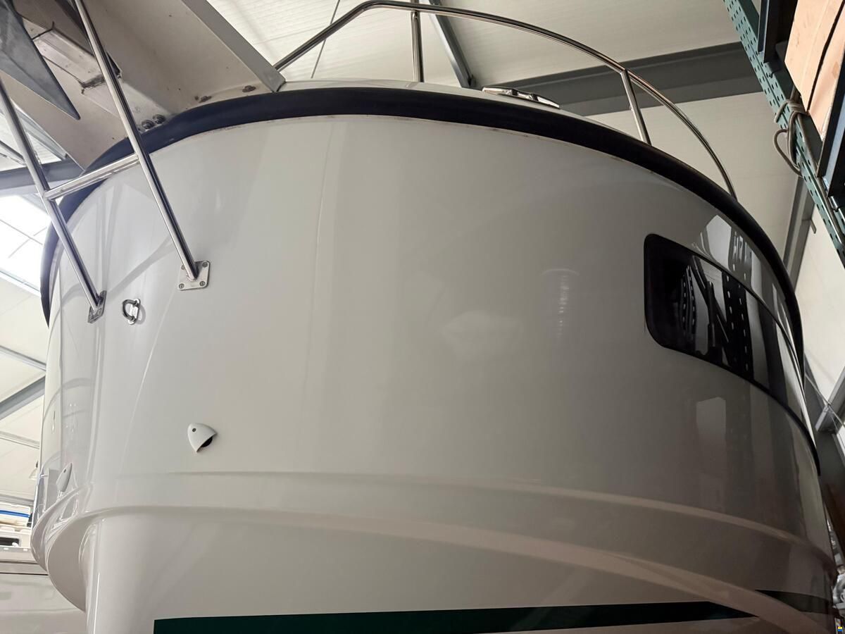 Delphia 11 Sedan Electric Cabin Cruiser - Fully