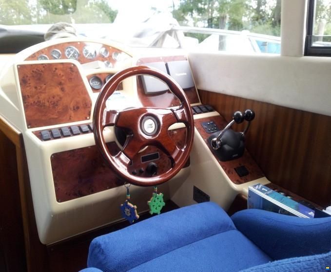 Galeon 330 Flybridge