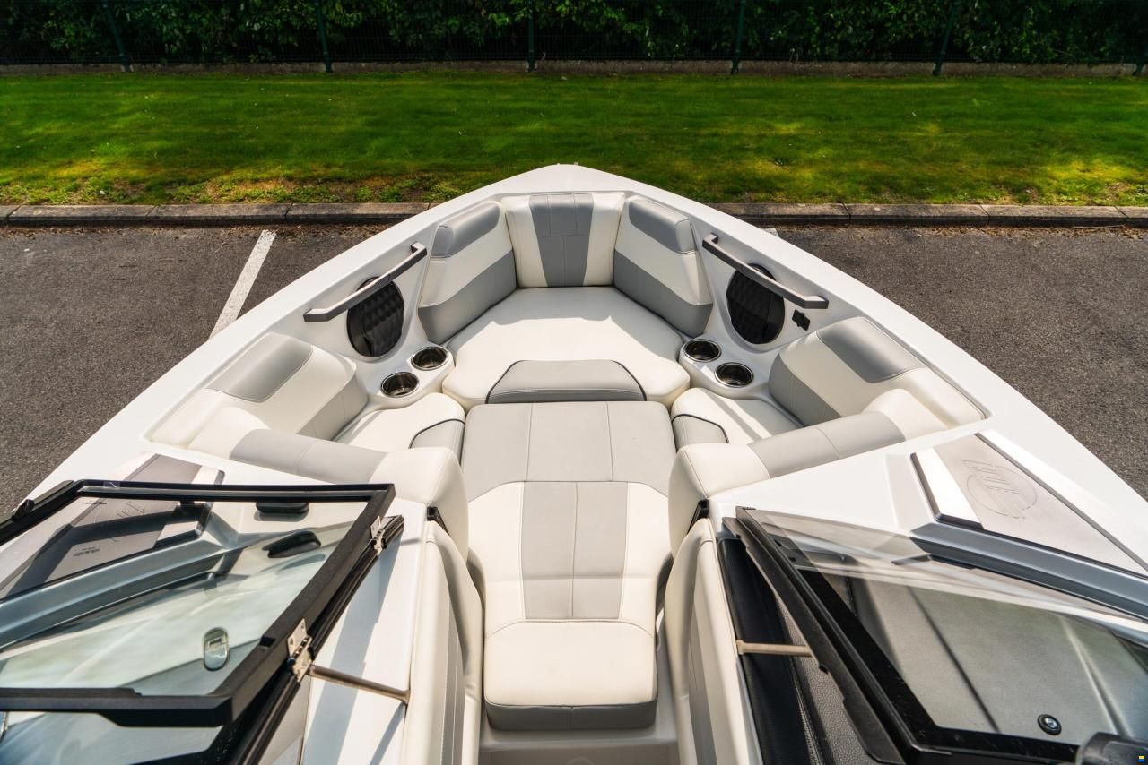 Malibu Wakesetter 20VTX