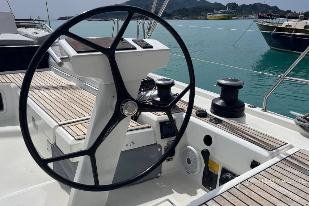 Beneteau Oceanis 51.1
