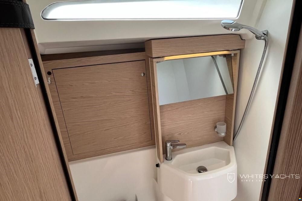 Beneteau Oceanis 51.1