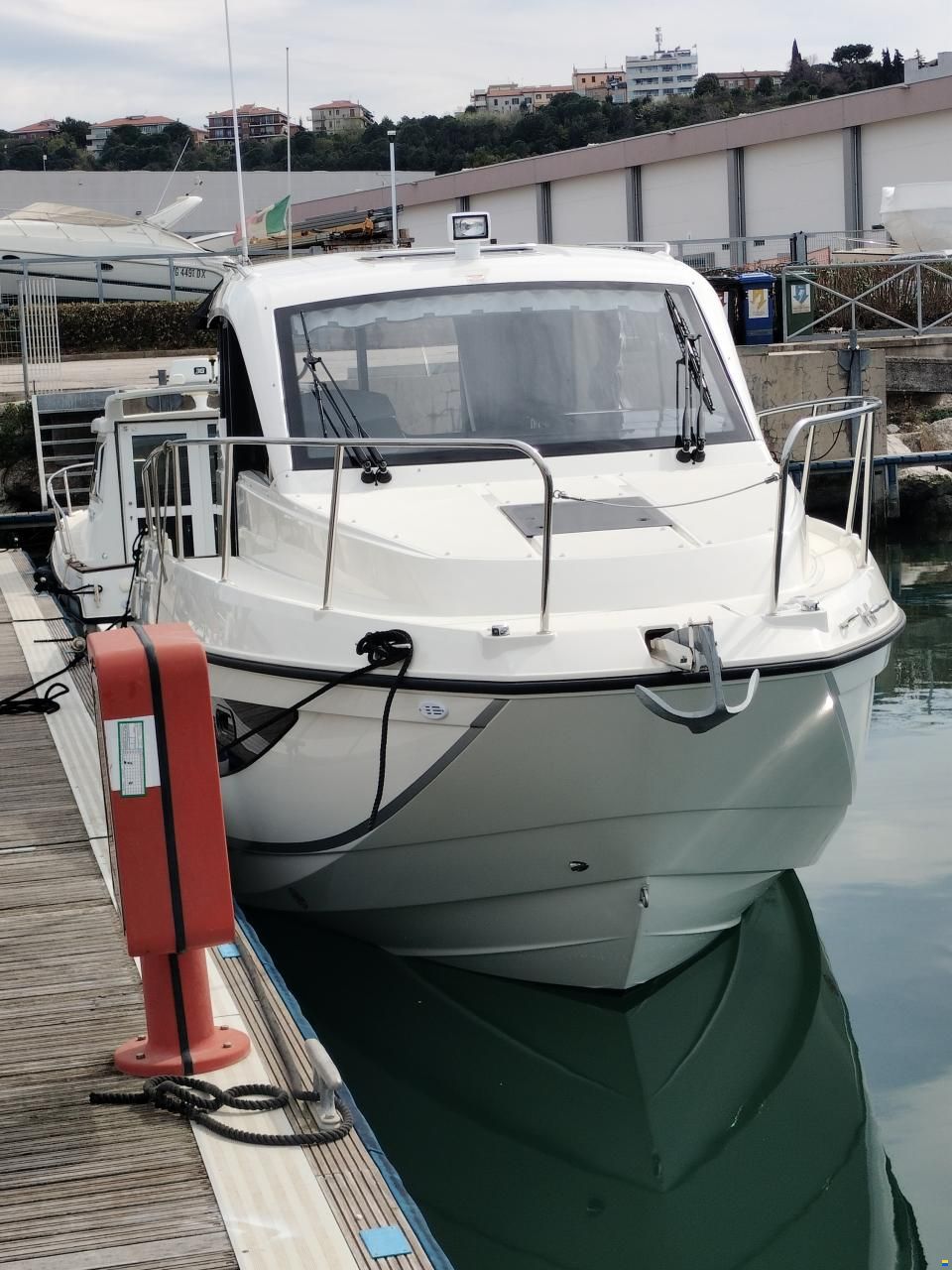 Quicksilver 905 Weekend - Barca cabinata