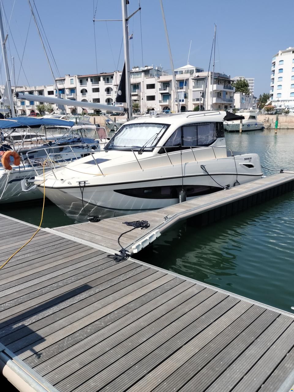 Quicksilver 905 Weekend - Barca cabinata