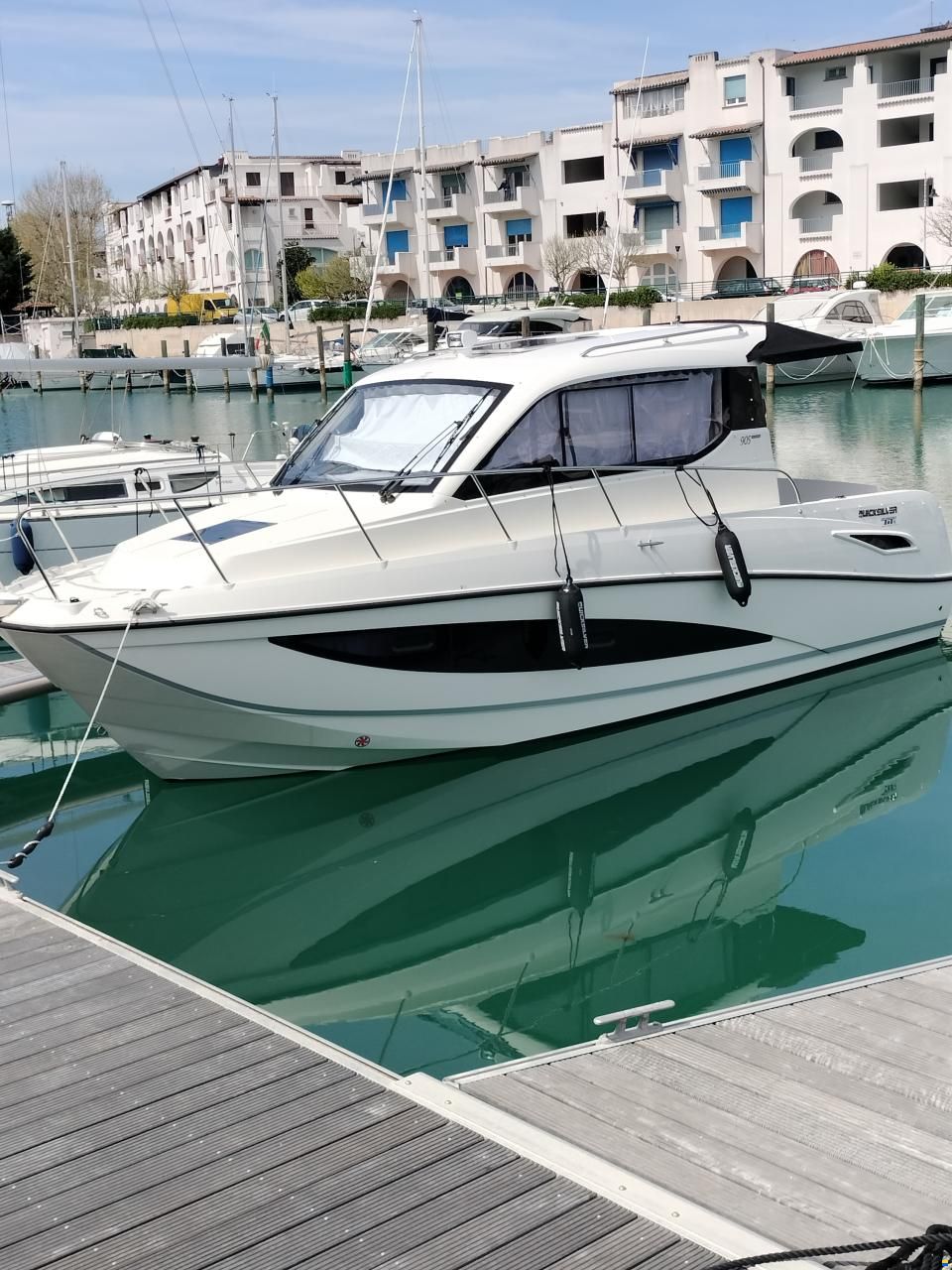 Quicksilver 905 Weekend - Barca cabinata