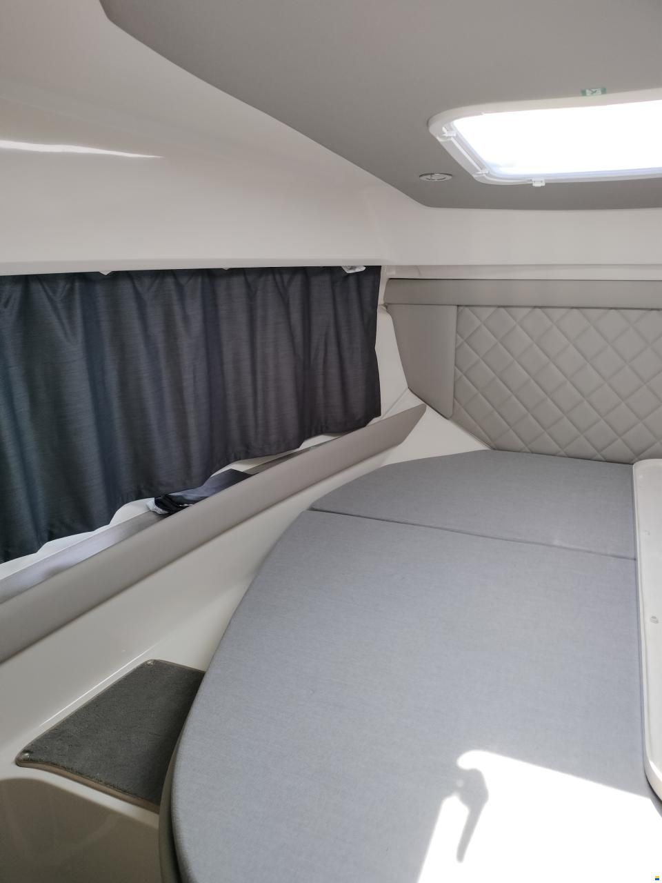 Quicksilver 905 Weekend - Barca cabinata