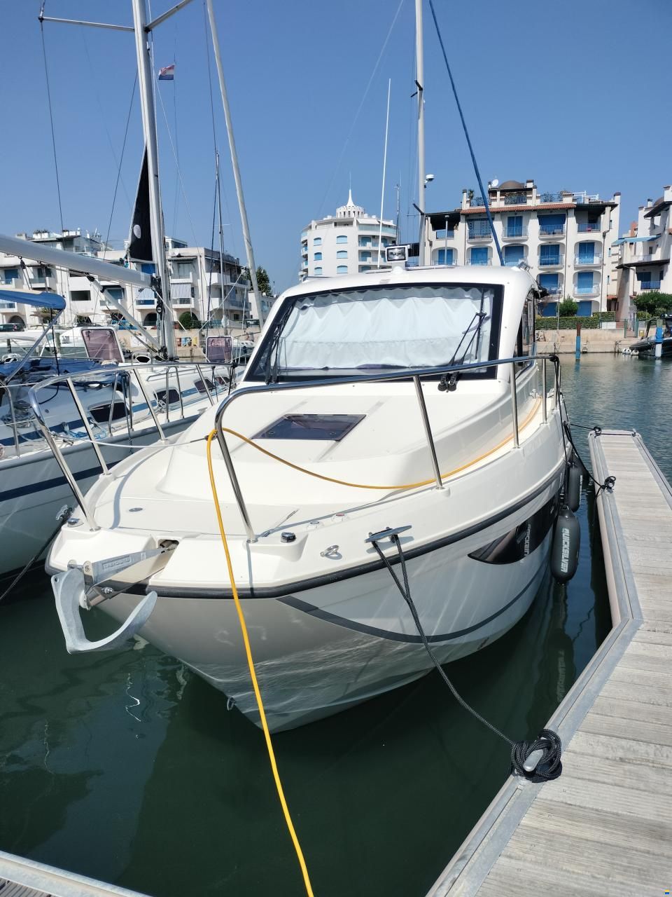 Quicksilver 905 Weekend - Barca cabinata