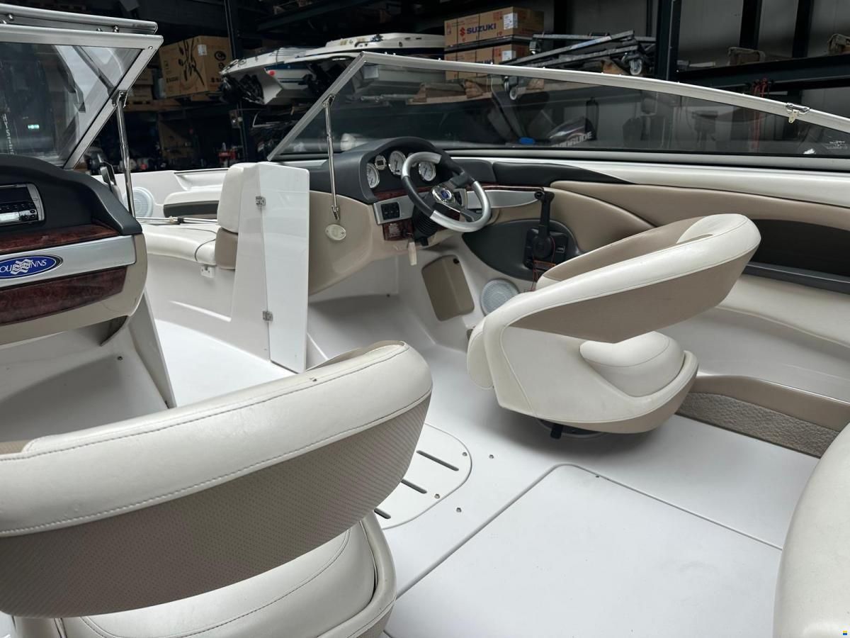 Four Winns 200 Horizon Bowrider