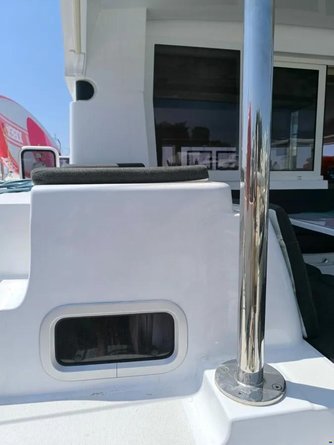 Lagoon 40