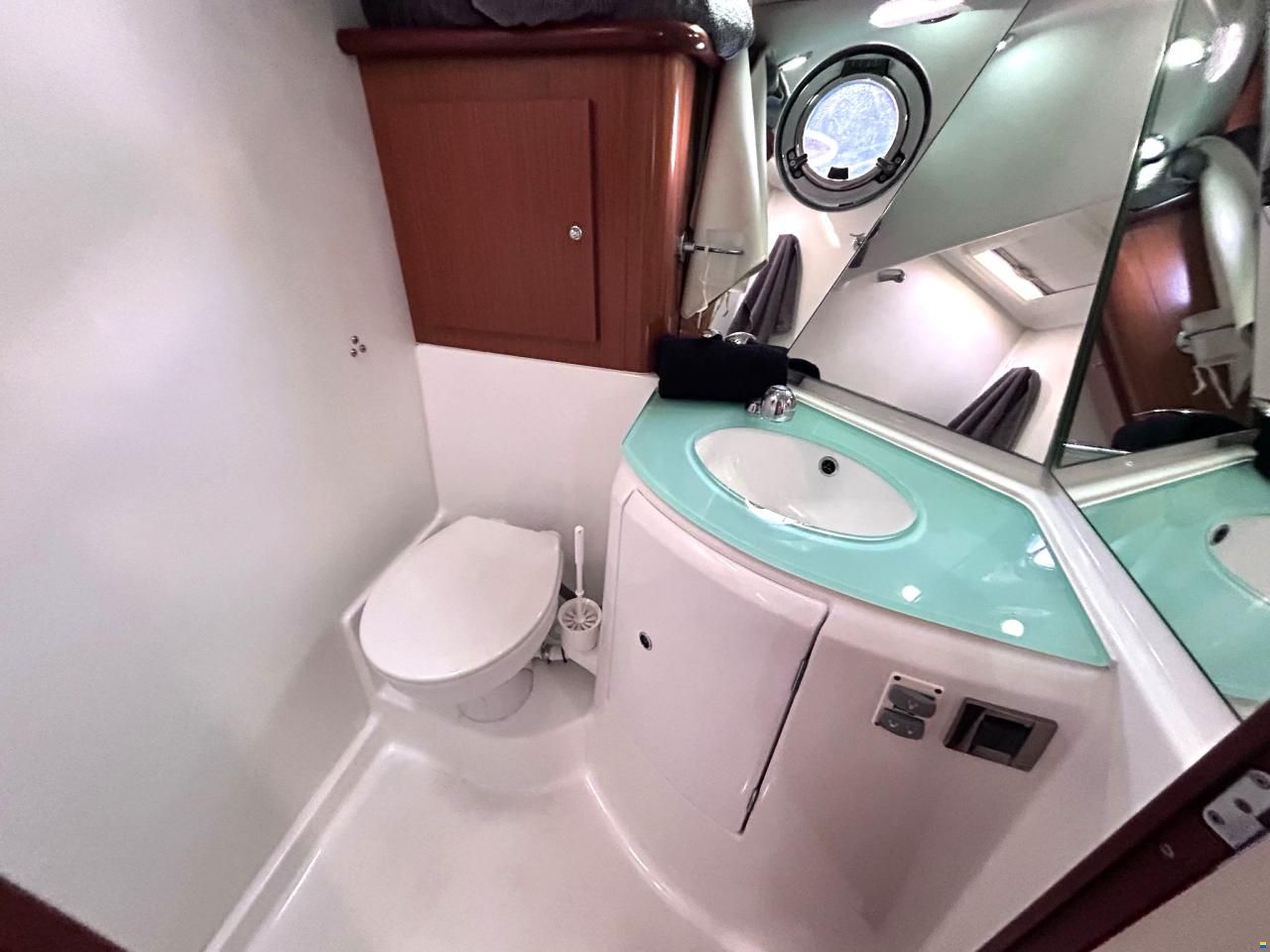 Beneteau Swift Trawler 42