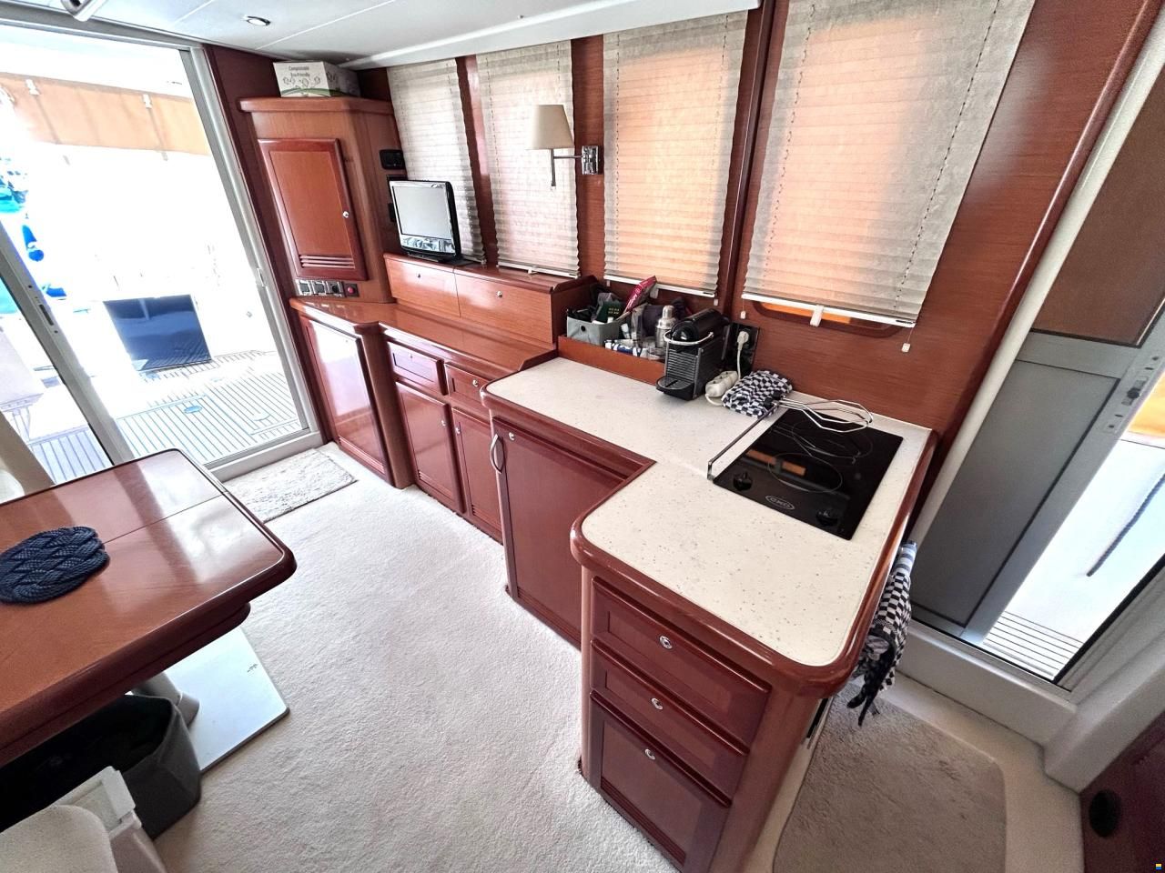 Beneteau Swift Trawler 42