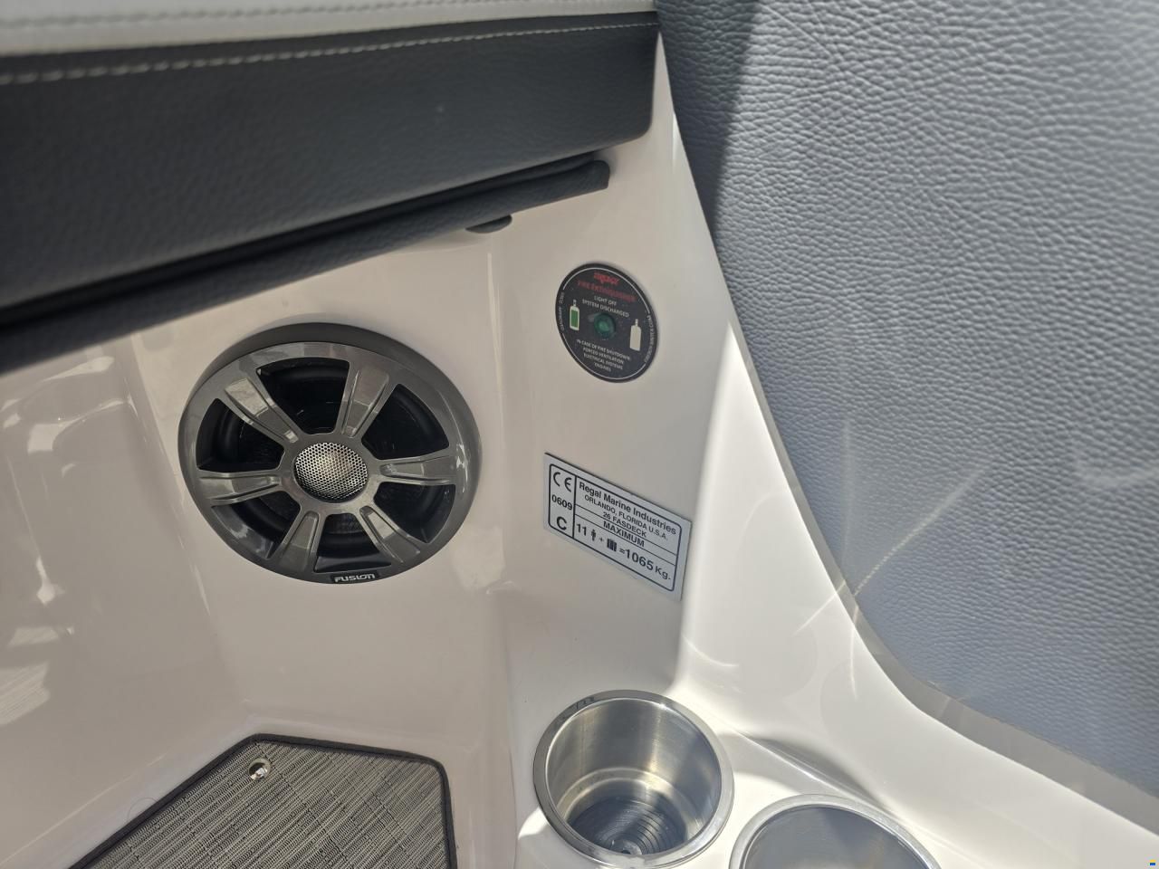 Regal 26 Fasdeck