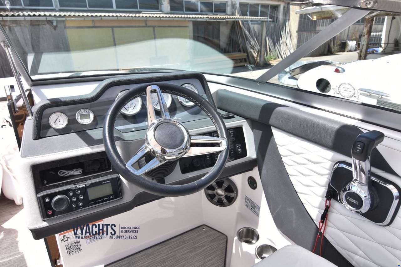 Regal 26 Fasdeck