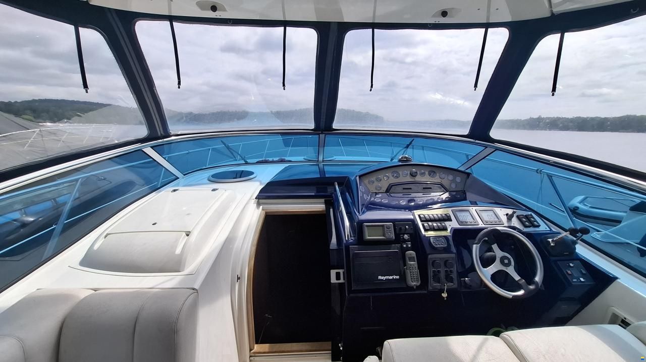 Sealine S38 Sports open