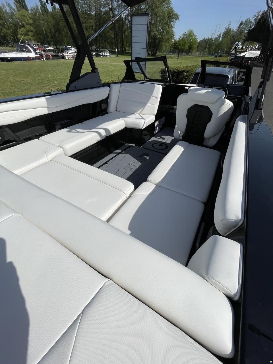 Malibu AXIS A225