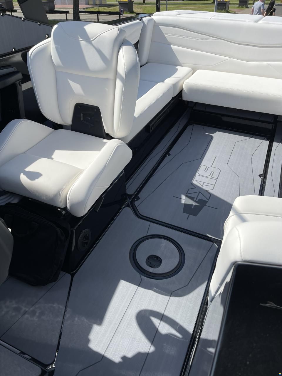 Malibu AXIS A225