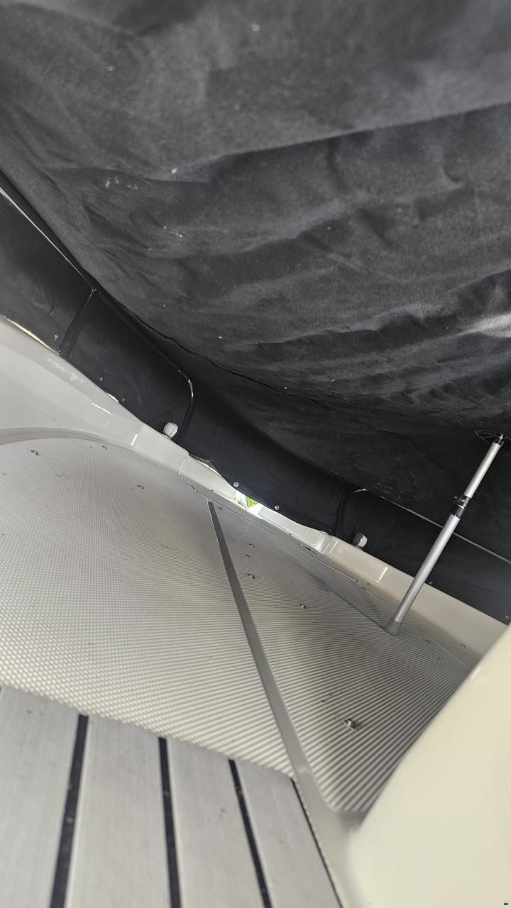 Quicksilver 605 Sundeck