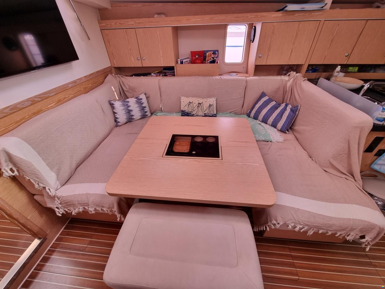 Hanse 445