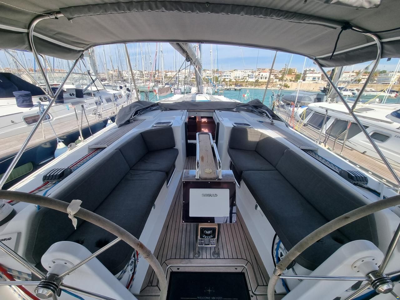 Hanse 445