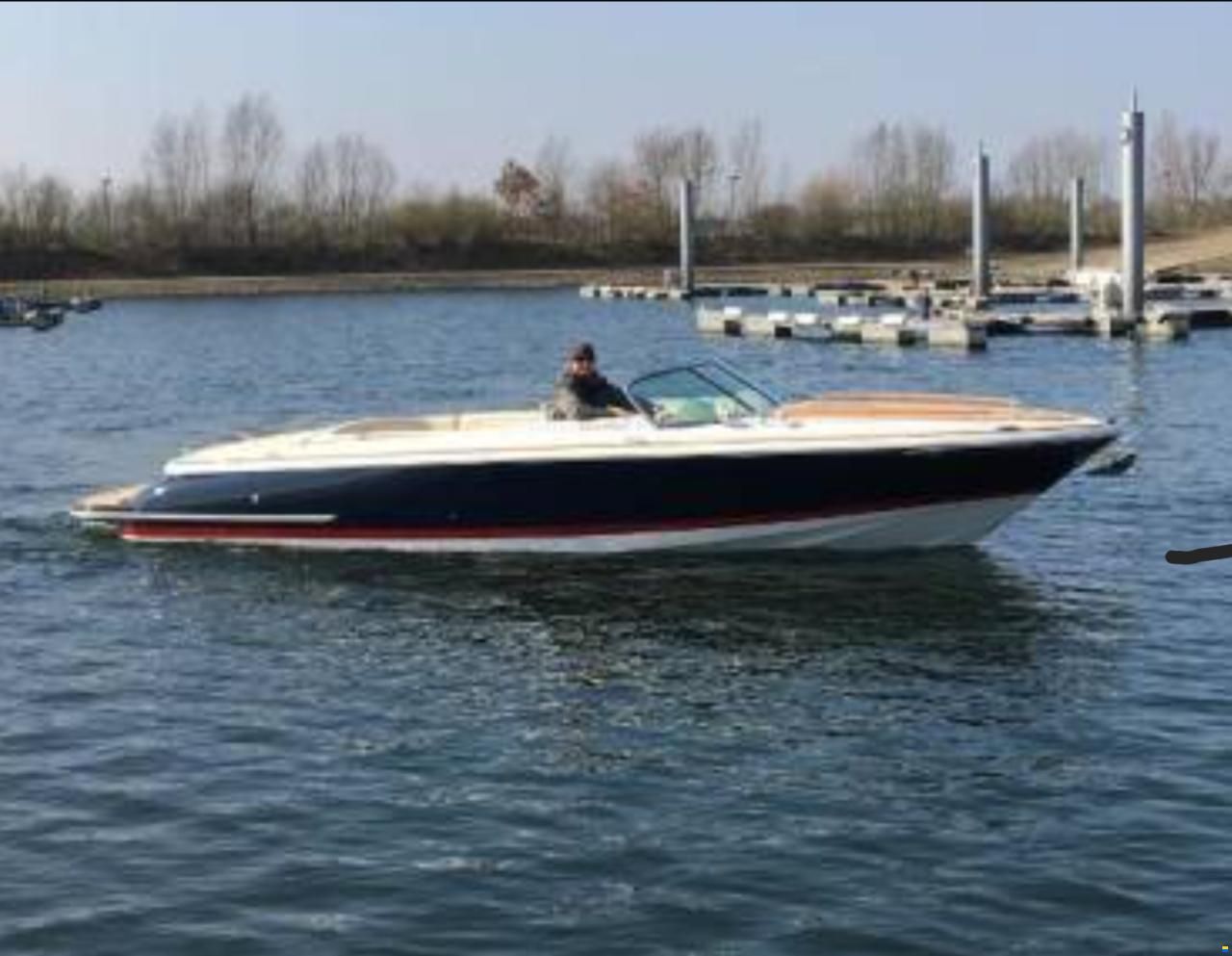 Chris Craft Corsair 25