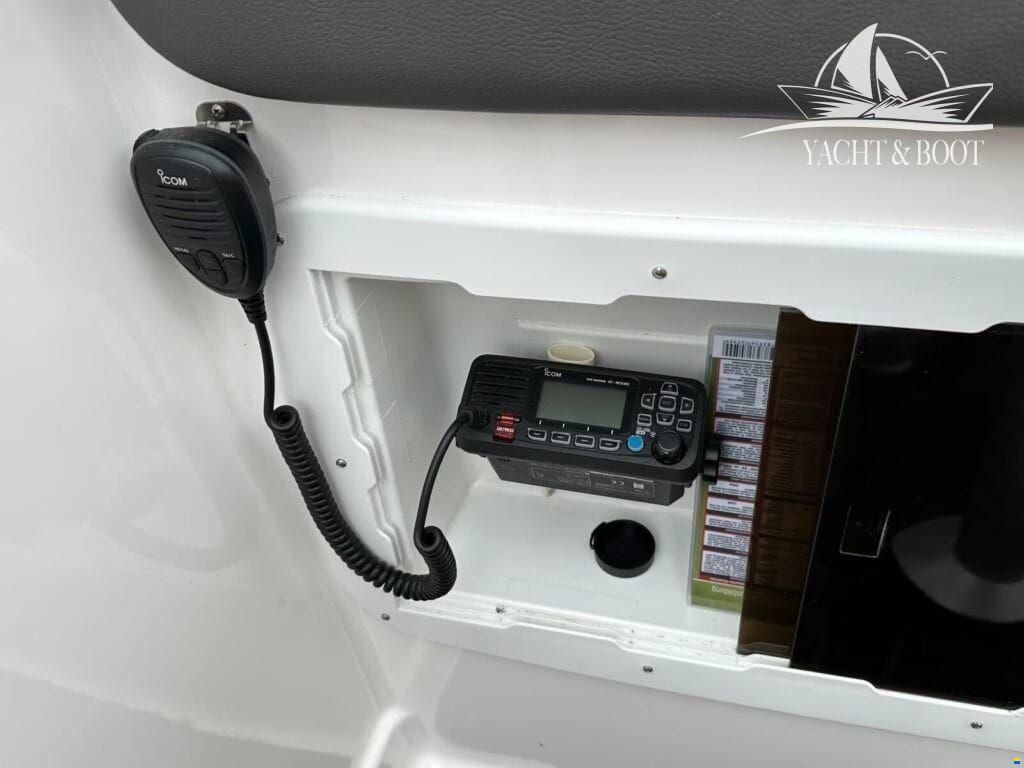 &Ouml;chsner Yachtline 20