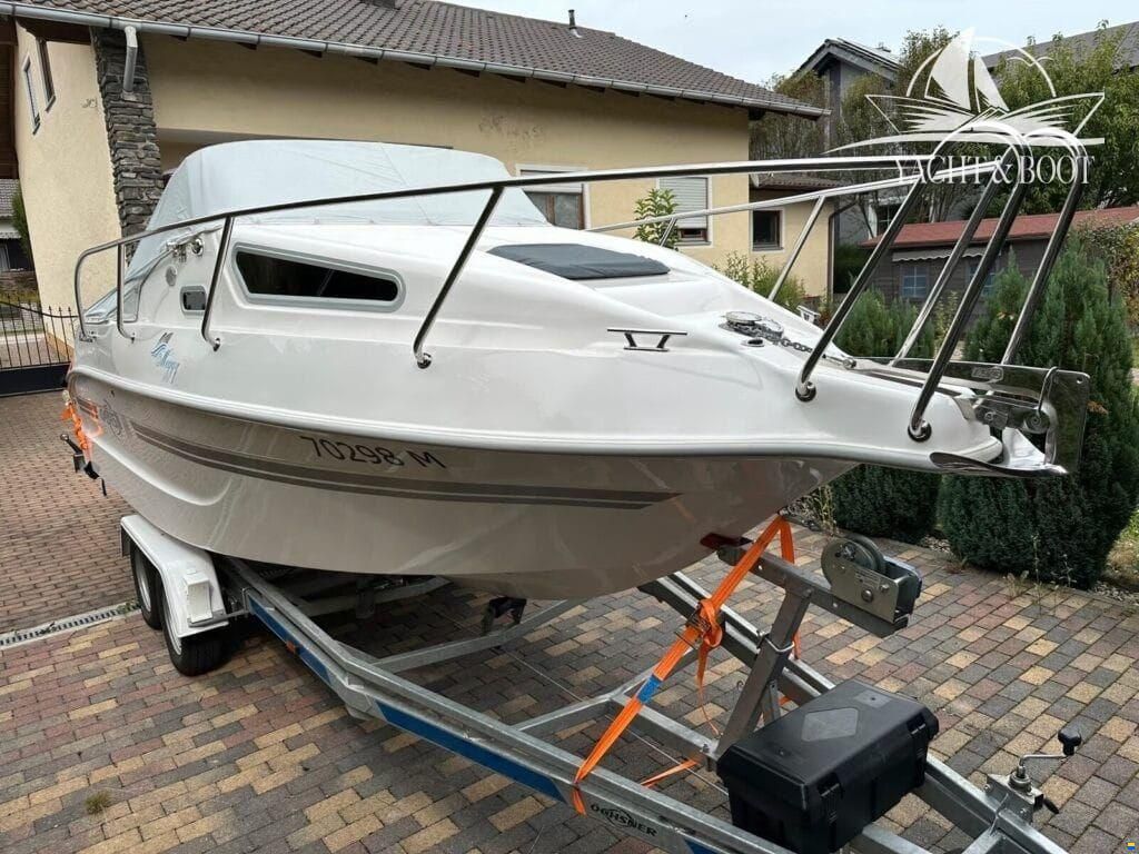 &Ouml;chsner Yachtline 20