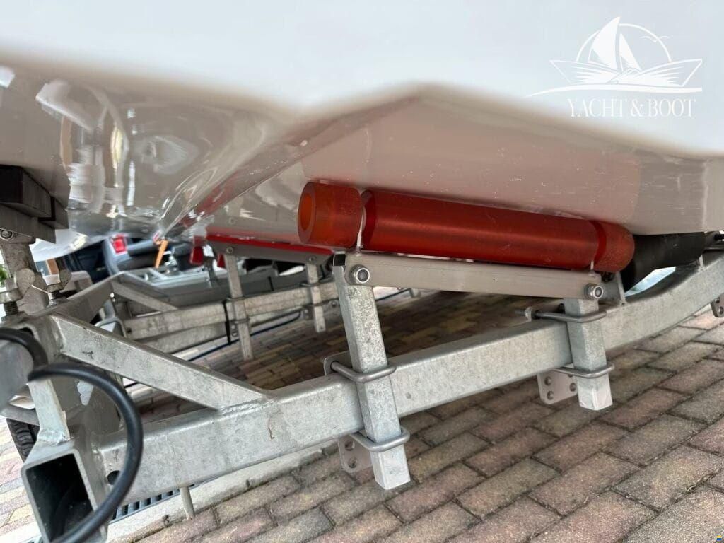 &Ouml;chsner Yachtline 20