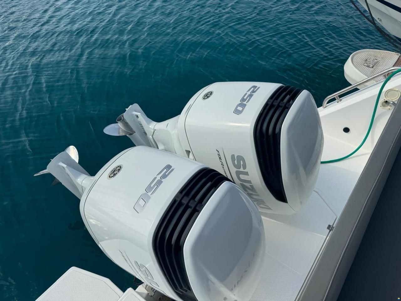 motorboat 31 feet