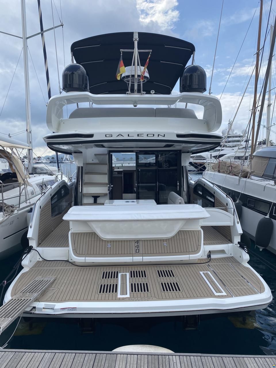 Galeon 440 Fly