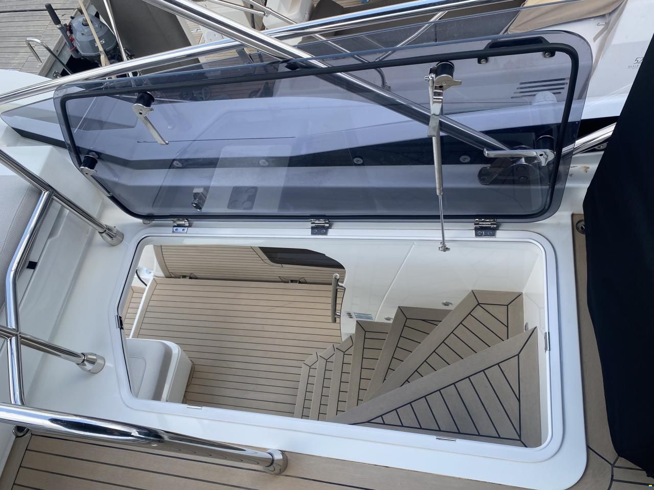Galeon 440 Fly