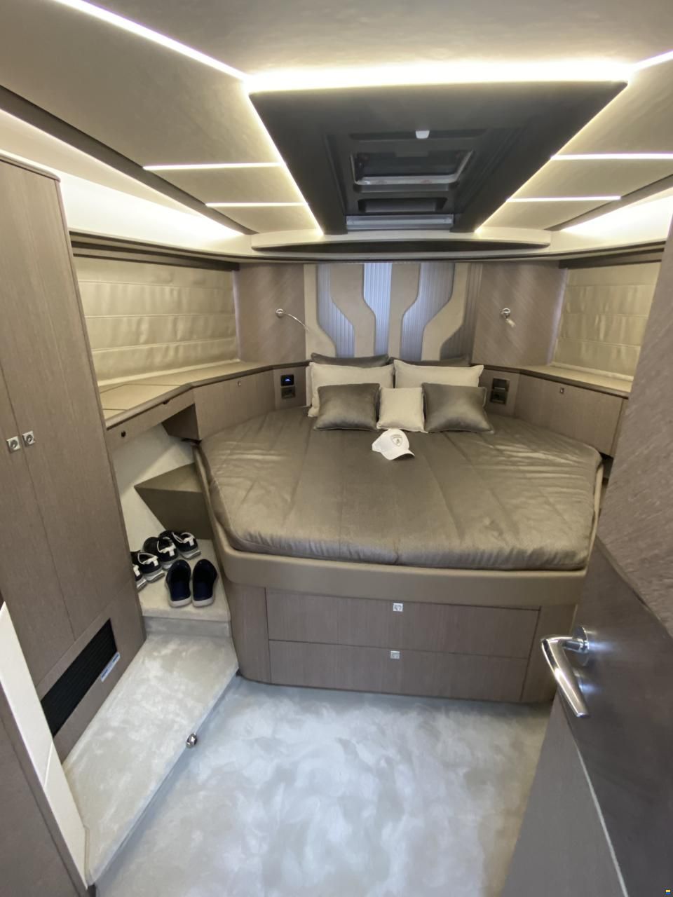 Galeon 440 Fly