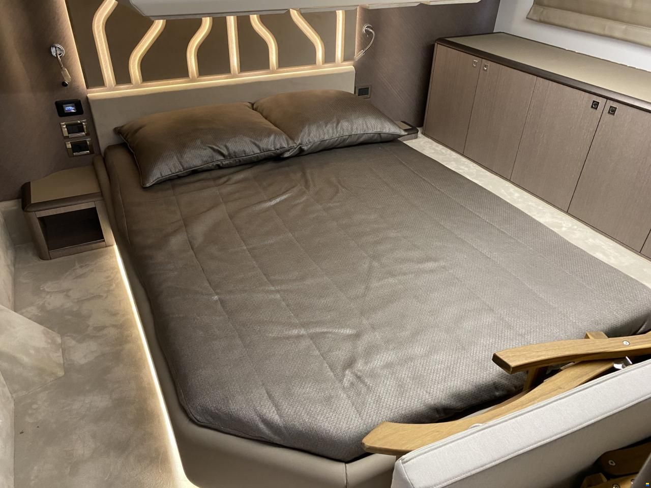 Galeon 440 Fly