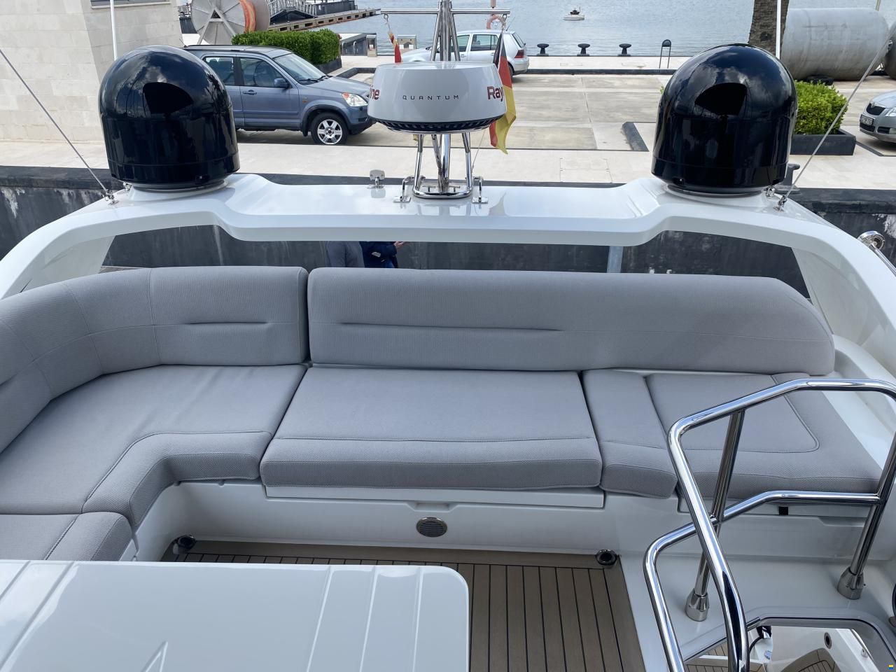 Galeon 440 Fly