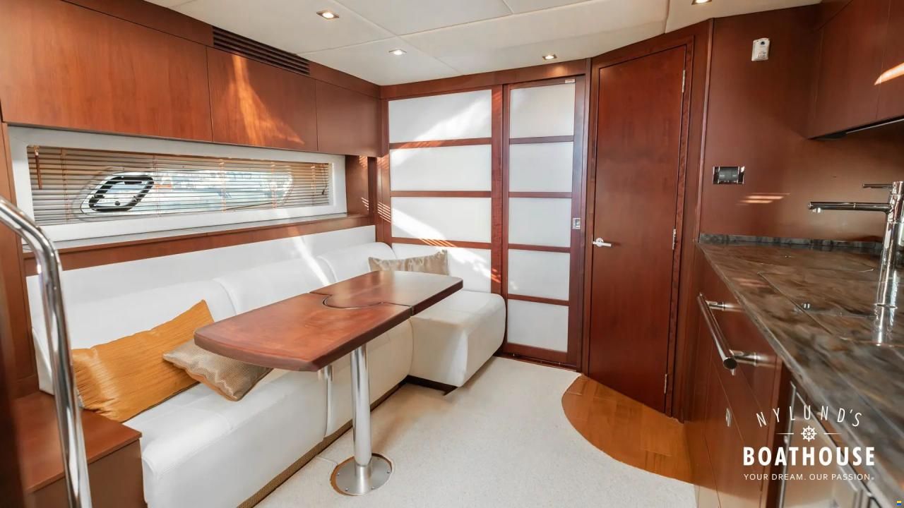 Sea Ray 450 Sundancer
