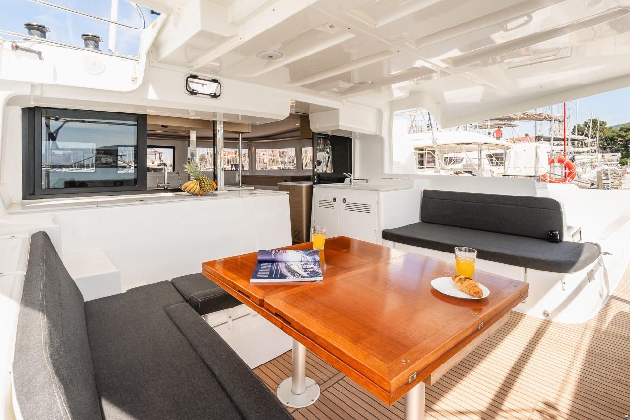 Lagoon 46