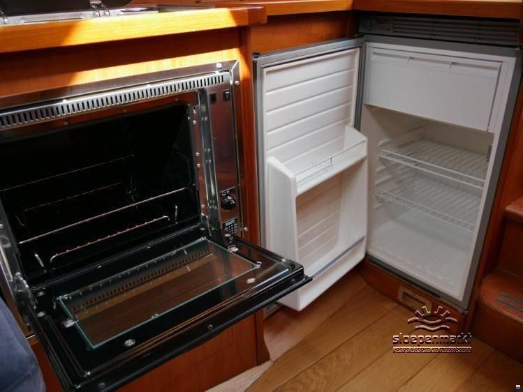 S&uacute;dsee 9.40 cabin