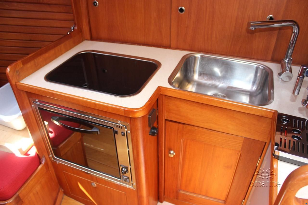 S&uacute;dsee 9.40 cabin