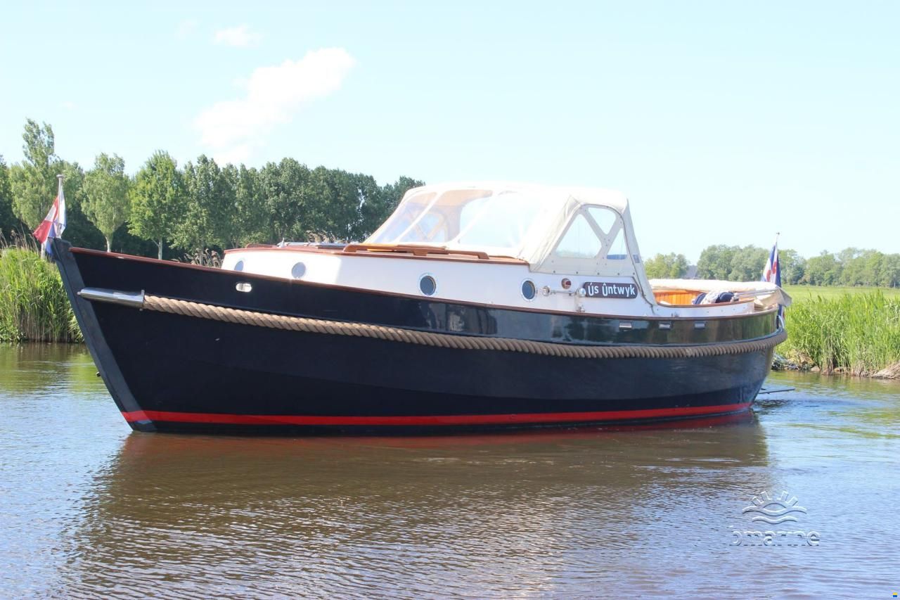 S&uacute;dsee 9.40 cabin
