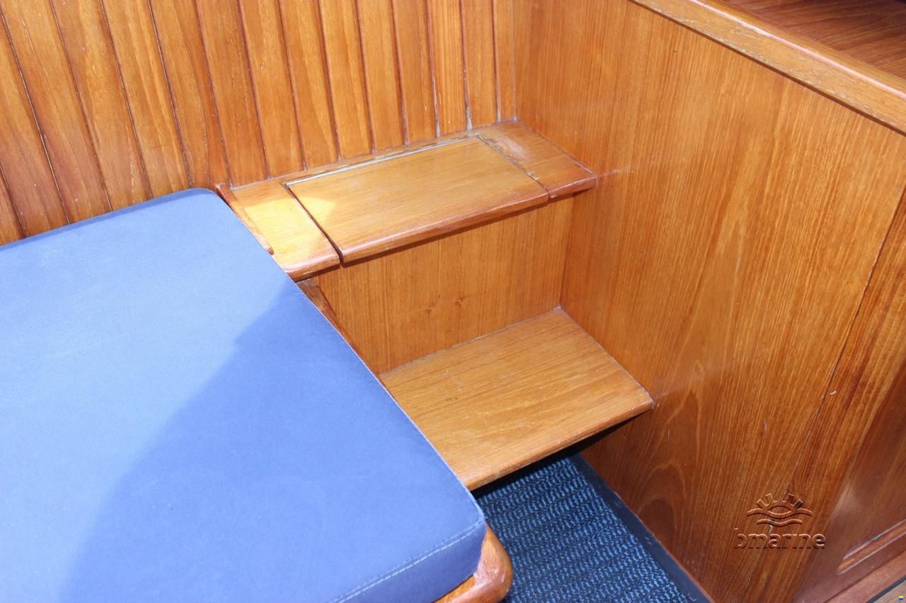 S&uacute;dsee 9.40 cabin
