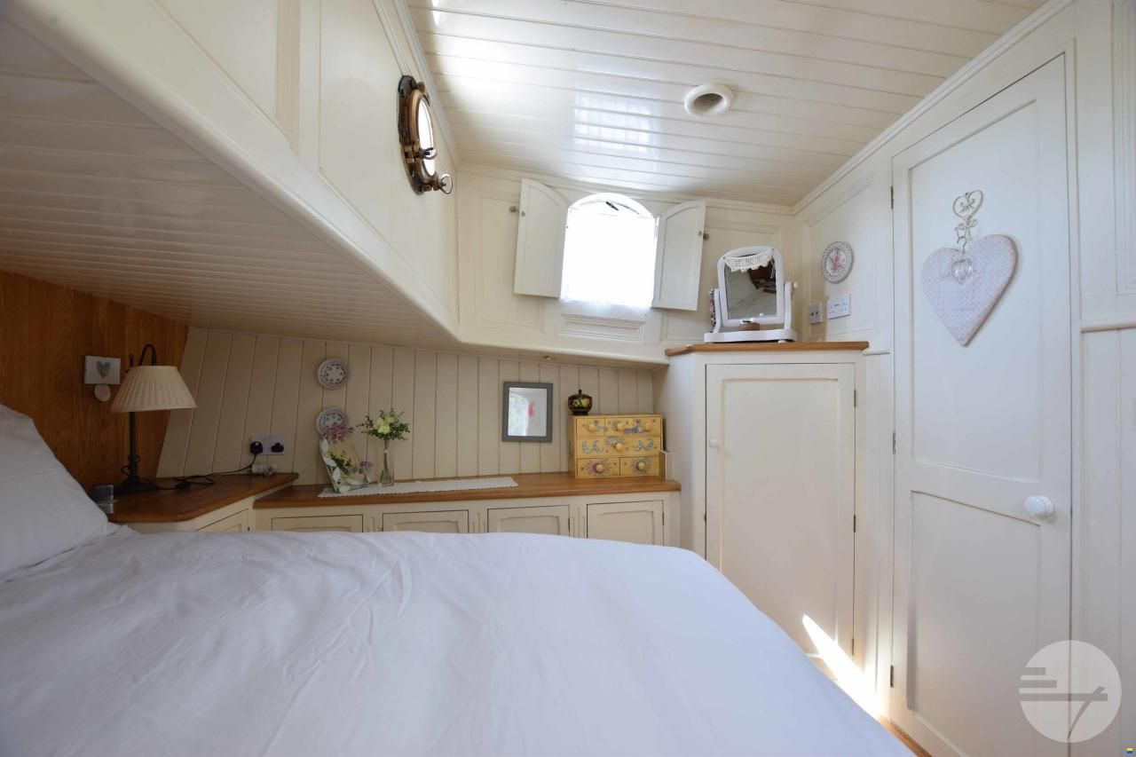 Dutch Barge Replica Custom