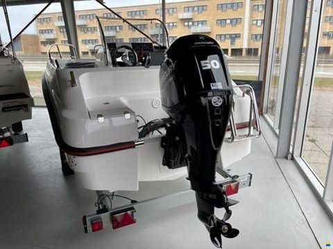 Micore XW48 SC med Mercury F60 EFI ELPT