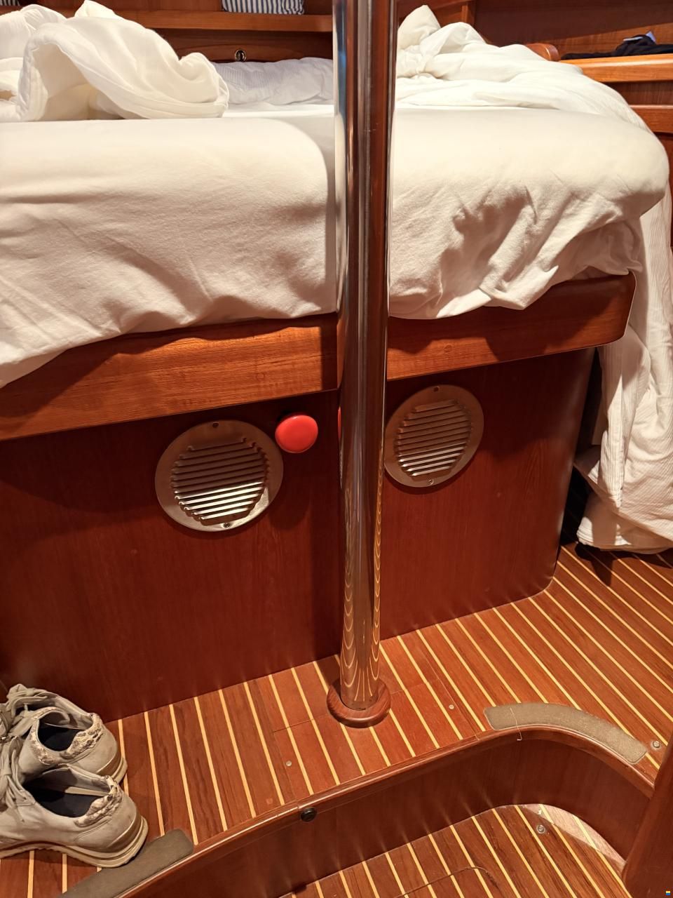 Nauticat 42 Ketch
