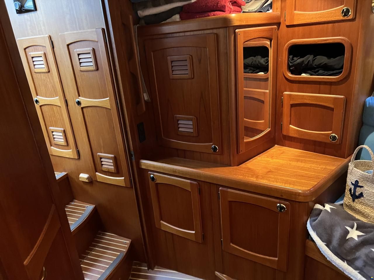 Nauticat 42 Ketch