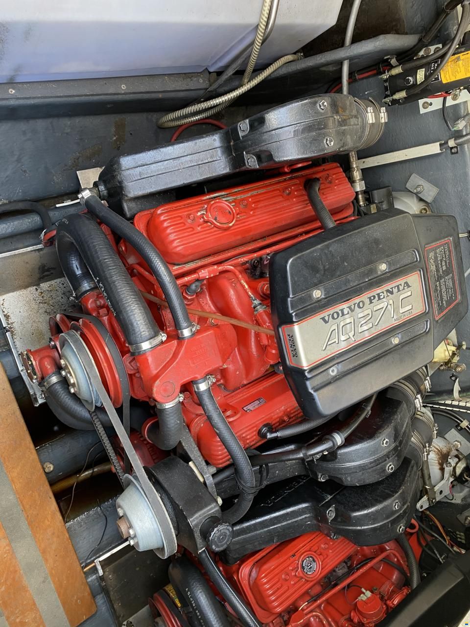 Volvo Penta AQ271 V8