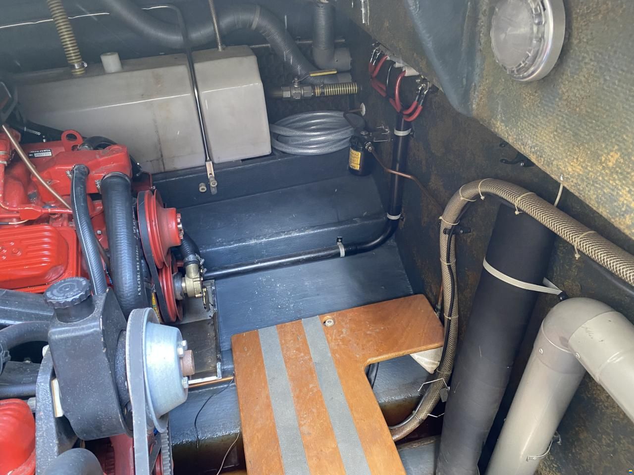 Volvo Penta AQ271 V8