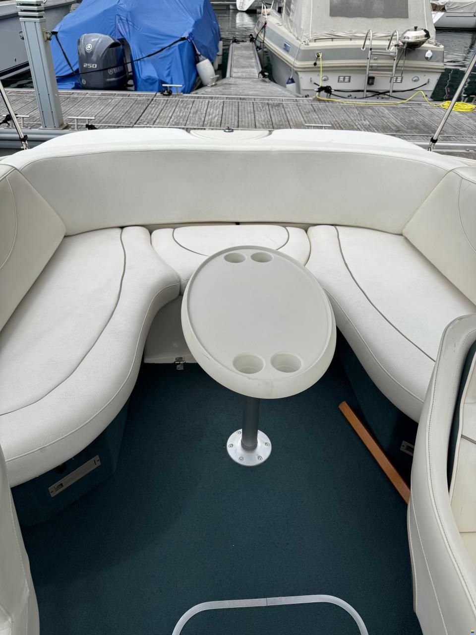 Bayliner Capri 2350