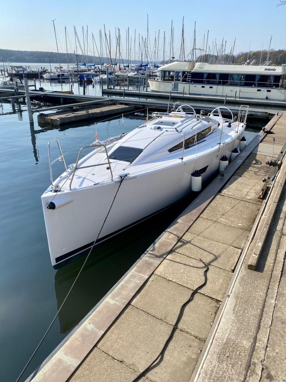 Elan E3