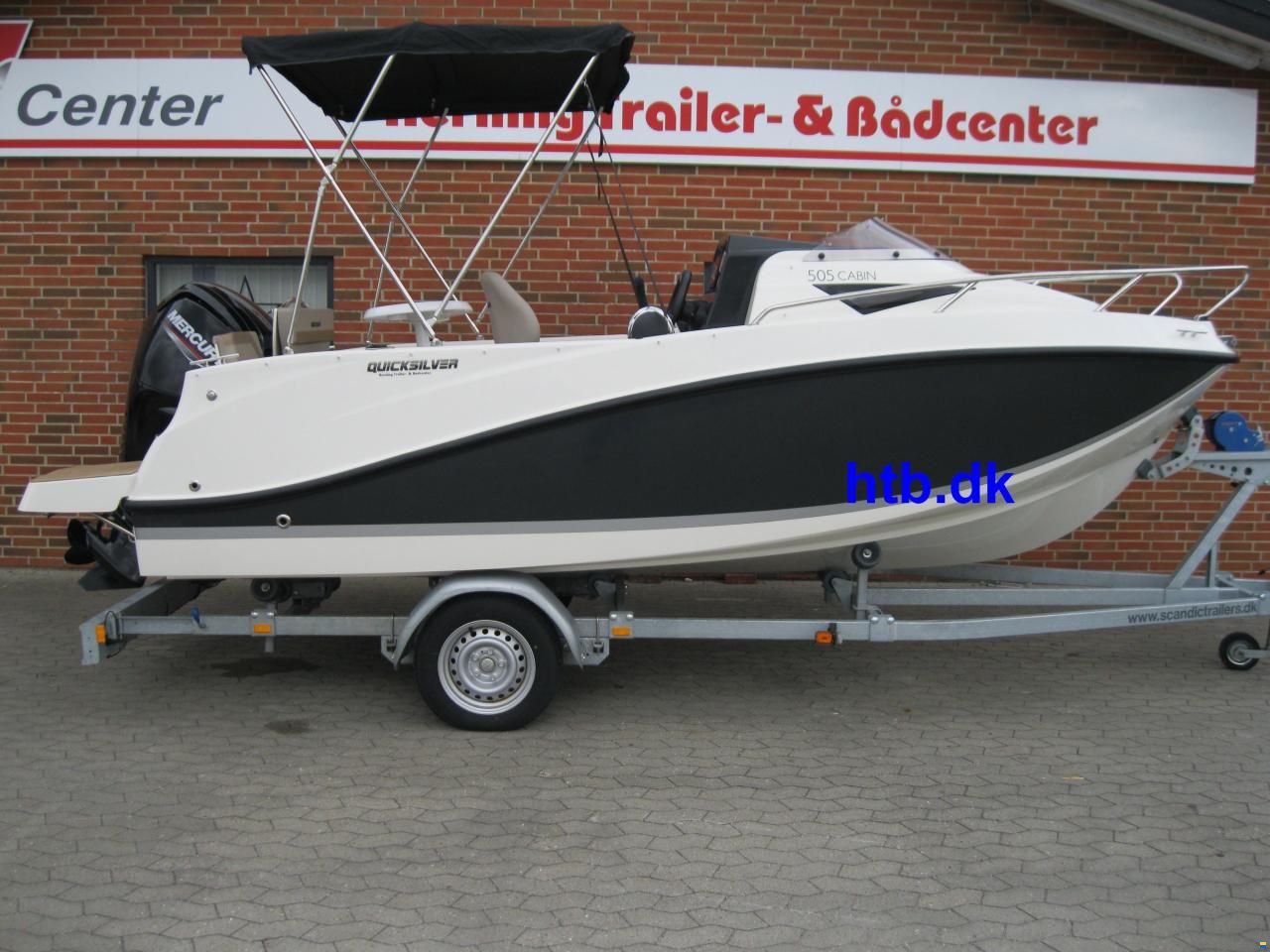 Quicksilver Activ 505 Cabin m/Mercury F80 hk og Scan